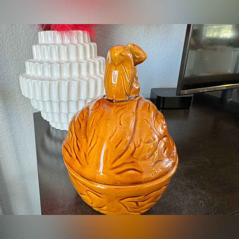 Vintage Ceramic Squirrel Nut Container Bowl - Picture 2 of 11